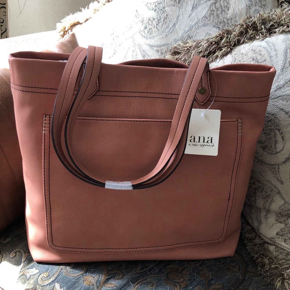 New…One size large capacity shoulder/tote/travel bag